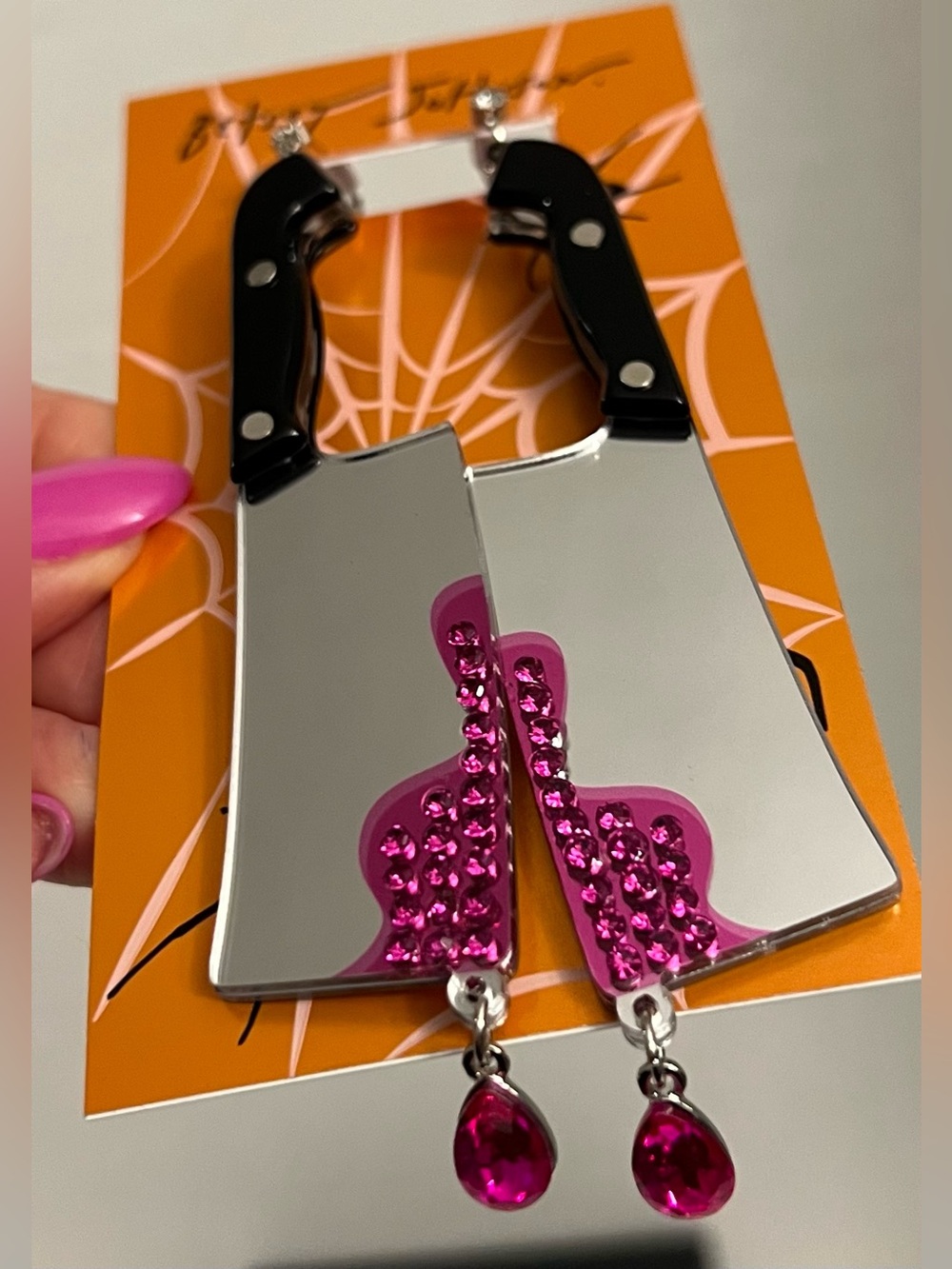 Betsey Johnson Black & Pink Cleaver Dangle Earrings - Picture 14 of 16